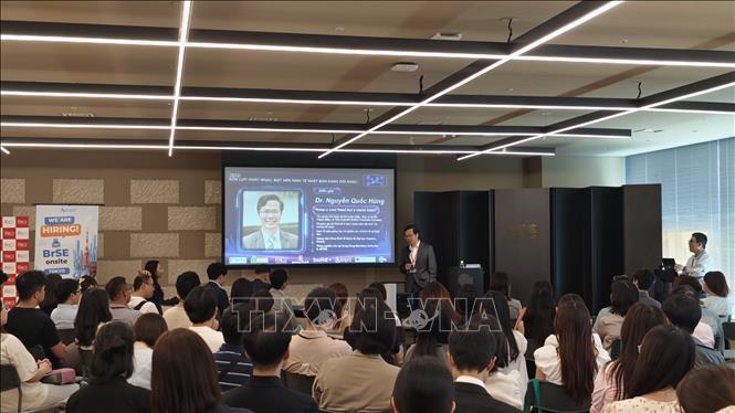 Diễn đàn thu hút rất nhiều bạn trẻ người Việt quan tâm. Ảnh: Bùi Hà- PV TTXVN tại Nhật Bản
