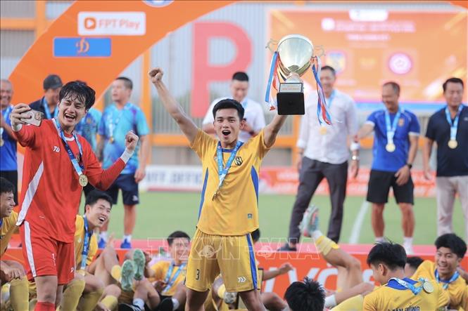 SLNA đăng quang Giải bóng đá Vô địch U21 Quốc gia 2026. Ảnh: Minh Quyết - TTXVN