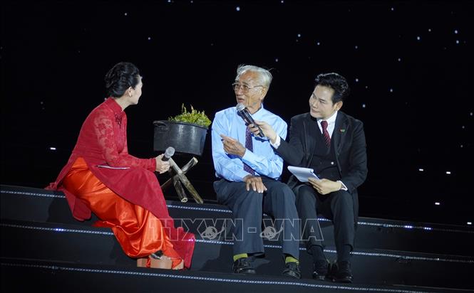Tiết mục giao lưu cùng nhân chứng lịch sử tại chương trình chính luận nghệ thuật 