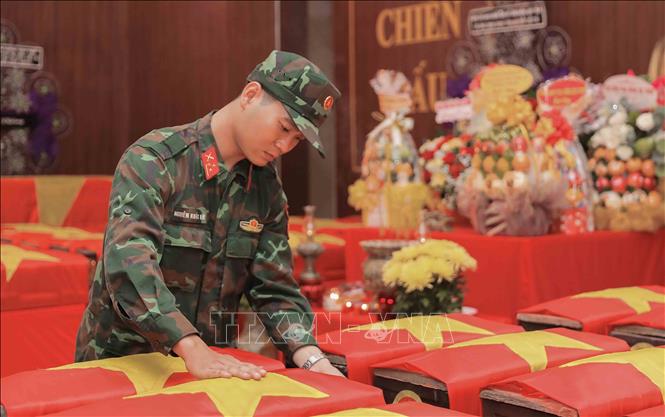 Hài cốt các anh hùng liệt sĩ tại Công viên Lê Thị Riêng sau khi quy tập được quàn trang trọng tại Nhà tưởng niệm, chờ ngày trở về với gia đình, quê hương, người thân và đồng đội. Ảnh: Phan Phương - TTXVN