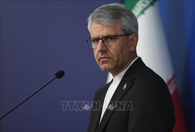 Người phát ngôn Bộ Ngoại giao Iran Esmaeil Baghaei phát biểu tại Tehran. Ảnh: THX/TTXVN phát