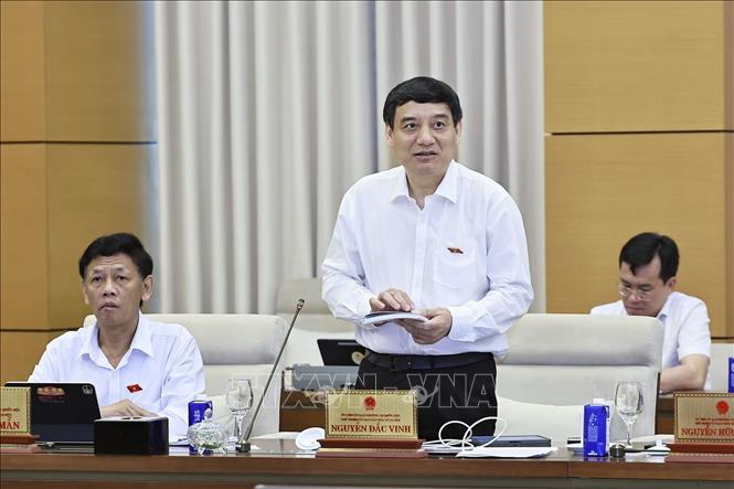 Chủ nhiệm Ủy ban Văn hóa và Xã hội của Quốc hội Nguyễn Đắc Vinh phát biểu. Ảnh: Doãn Tấn - TTXVN 