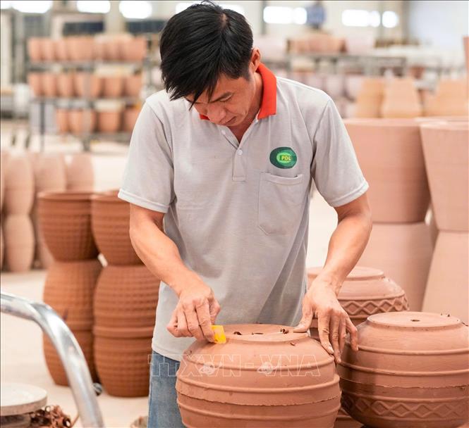 Bình Dương là một trong những làng gốm lớn của cả nước. Ảnh: Hương Giang - TTXVN