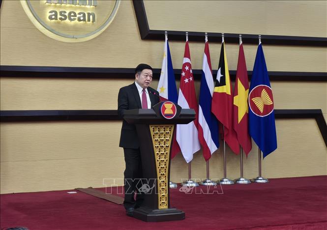 Tổng thư ký ASEAN Kao Kim Hourn phát biểu tại sự kiện. Ảnh: Lê Minh Hưởng - PV TTXVN tại Indonesia