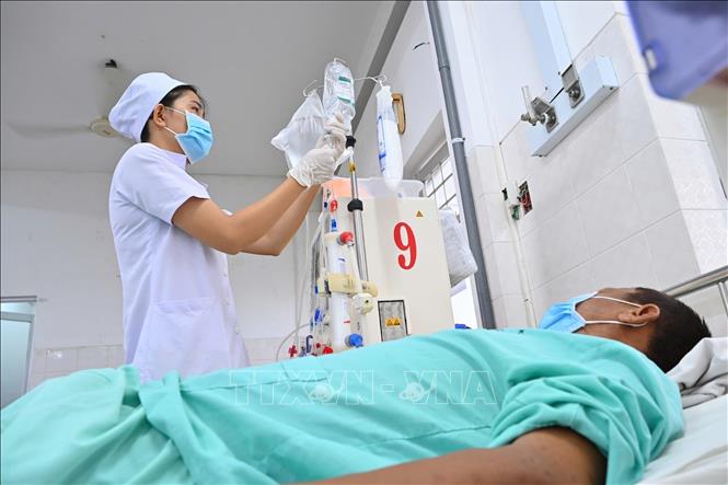 Tây Ninh mạnh tay chi ngân sách cho ngành y tế không chỉ nhằm bổ sung số lượng mà còn hướng tới mục tiêu nâng cao chất lượng khám chữa bệnh toàn tuyến, triển khai các kỹ thuật chuyên môn cao ngay tại địa phương. Ảnh: Thanh Tân - TTXVN