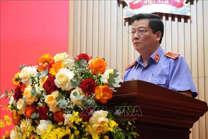 Vụ trưởng Vụ kiểm sát án dân sự (Vụ 9), VKSND Tối cao Trần Thế Kính phát biểu tại Hội nghị. Ảnh: Kim Anh - TTXVN