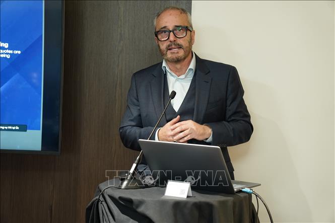 Ông Nicolas Frate, Giám đốc Kinh doanh công ty Think Global Logistics, Australia nhận định: Việc Việt Nam và Australia cùng tham gia các hiệp định thương mại tự do là điều kiện thuận lợi cho hoạt động xuất nhập khẩu giữa hai nước. Ảnh: Trung Trang – PV TTXVN tại Australia
