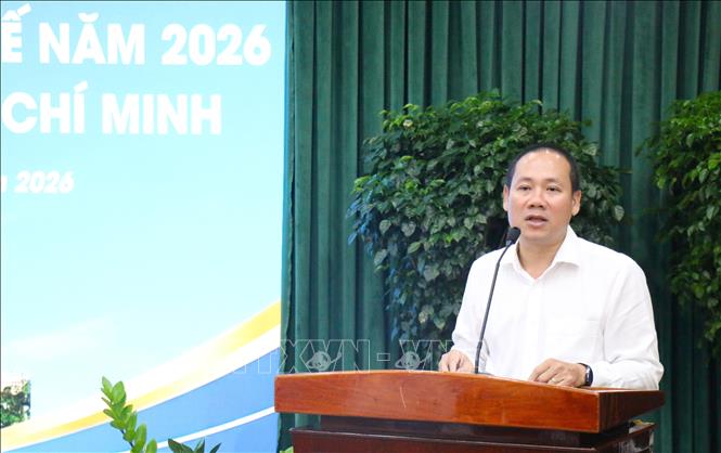 Ông Nguyễn Khắc Hoàng, Trưởng Thống kê Thành phố Hồ Chí Minh, báo cáo kết quả Tổng điều tra kinh tế năm 2026. Ảnh: Liên Sơn - TTXVN 