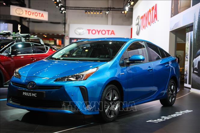 Ô tô của hãng Toyota được giới thiệu tại triển lãm ô tô ở Brussels, Bỉ. Ảnh: THX/TTXVN phát