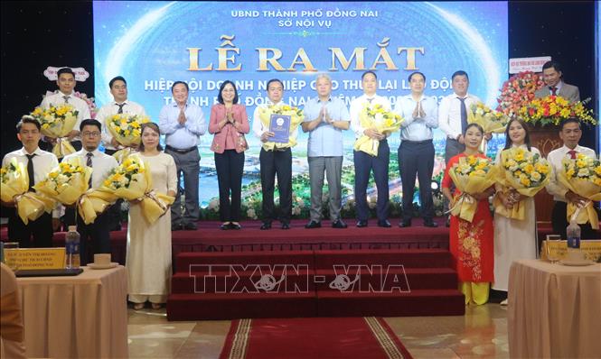 Ra mắt Hiệp hội doanh nghiệp cho thuê lại lao động thành phố Đồng Nai. Ảnh: Công Phong - TTXVN
