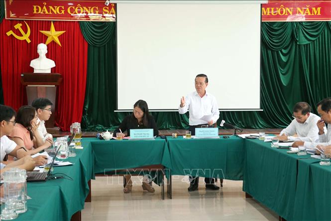 Phó Chủ tịch UBND Thành phố Hồ Chí Minh Bùi Minh Thạnh, Trưởng Ban Chỉ đạo IUU Thành phố, phát biểu chỉ đạo tại buổi làm việc. Ảnh: Đoàn Mạnh Dương - TTXVN
