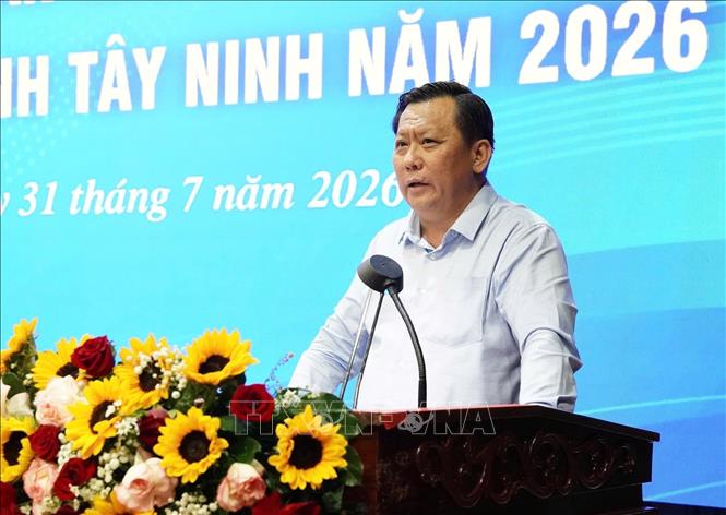 Phó Chủ tịch UBND tỉnh Tây Ninh Huỳnh Văn Sơn phát biểu chỉ đạo tại hội nghị. Ảnh: Đức Hạnh - TTXVN