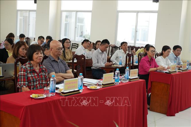 Các đại biểu tham dự Lấy ý kiến hoàn thiện Đề án phát triển logistics. Ảnh: Thanh Bình -TTXVN