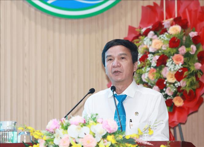 PGS.TS Lê Đình Thanh, Giám đốc Bệnh viện Thống Nhất, Phó Chủ tịch Thường trực Hội đồng Chuyên môn Bảo vệ sức khỏe cán bộ miền Nam, phát biểu tại Hội nghị. Ảnh: Huỳnh Anh - TTXVN