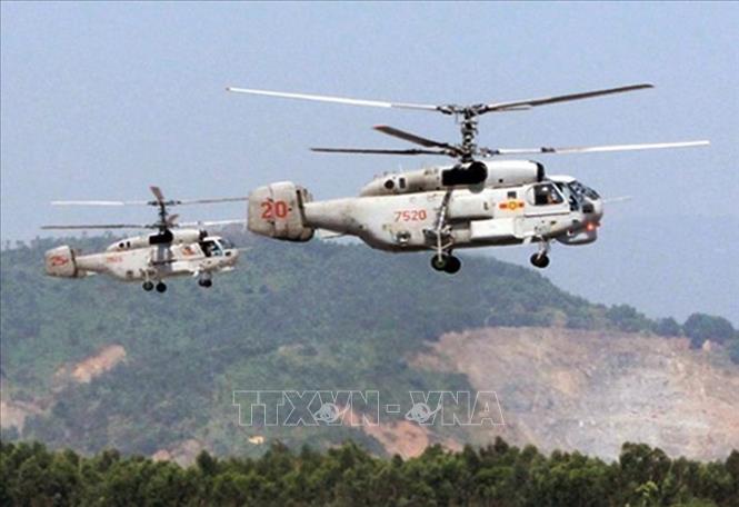 Trực thăng săn ngầm Ka-28 huấn luyện sẵn sàng chiến đấu. Ảnh: Tư liệu/TTXVN phát