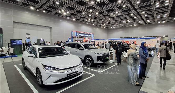 Một mẫu xe của Trung Quốc được giới thiệu tại thị trường Malaysia. Ảnh: Bùi Hoàn - PV TTXVN tại Malaysia 