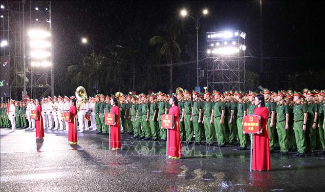 Đại diện các đơn vị tham dự tại Lễ khai mạc Hội thao. Ảnh: Trần Lê Lâm - TTXVN 