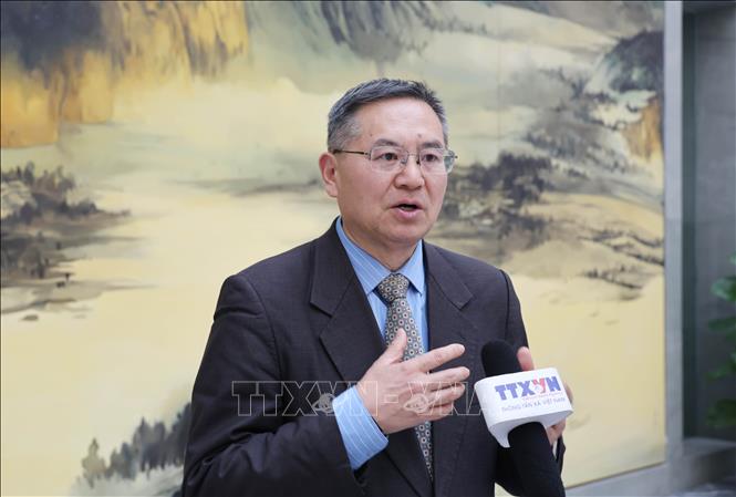 GS.TS Thành Hán Bình, Viện trưởng điều hành Viện Nghiên cứu khu vực và quốc gia, Giám đốc Trung tâm Nghiên cứu Việt Nam tại Đại học Công nghiệp Chiết Giang, Trung Quốc. Ảnh: Công Tuyên – PV TTXVN tại Trung Quốc