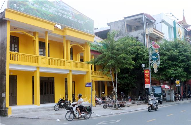 Trung tâm Thông tin Xúc tiến du lịch Ninh Bình tại khu vực trung tâm phường Phủ Lý tạo thuận lợi cho công tác thông tin, tuyên truyền, quảng bá điểm đến đến Di sản Ninh Bình. Ảnh: Nguyễn Chinh - TTXVN