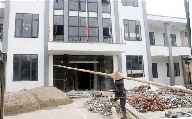 Trụ sở Chi cục thuế khu vực Phủ Lý - Kim Bảng được sửa chữa, bàn giao cho Ban Quản lý đầu tư xây dựng phường Phủ Lý làm trụ sở. Ảnh: Nguyễn Chinh - TTXVN