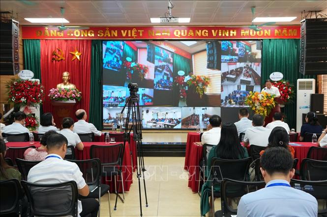 Các điểm cầu được vận hành hội nghị trực tuyến tại phường Vĩnh Tuy, Hà Nội. Ảnh: Kim Anh - TTXVN