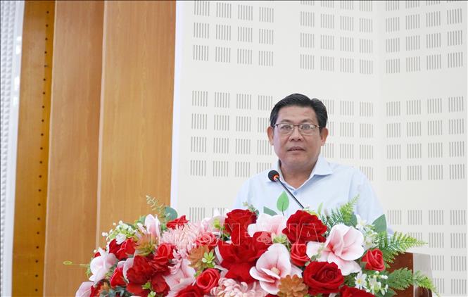 Phó Chủ tịch UBND tỉnh An Giang Ngô Công Thức phát biểu. Ảnh: Văn Sĩ - TTXVN                                   