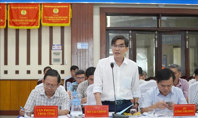Lãnh đạo Sở Tài chính tỉnh An Giang phát biểu. Ảnh: Văn Sĩ - TTXVN                                    