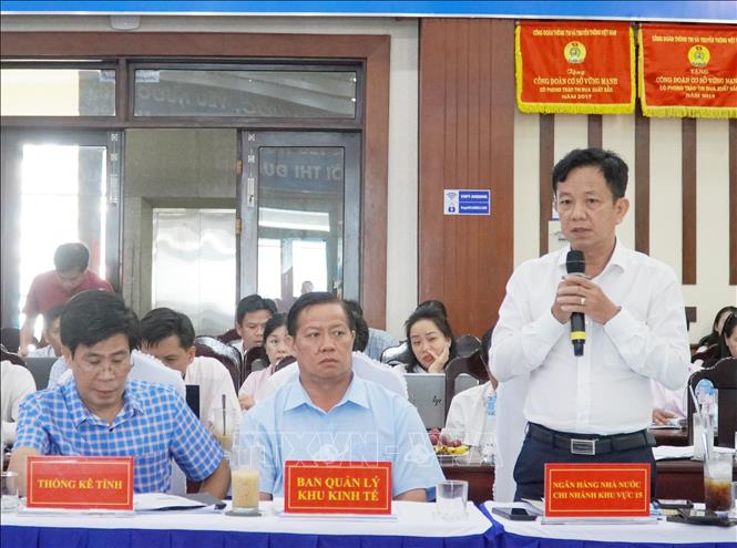 Ông Trần Văn Phước, Giám đốc Ngân hàng Nhà nước Chi nhánh Khu vực 15 phát biểu. Ảnh: Văn Sĩ - TTXVN                                   