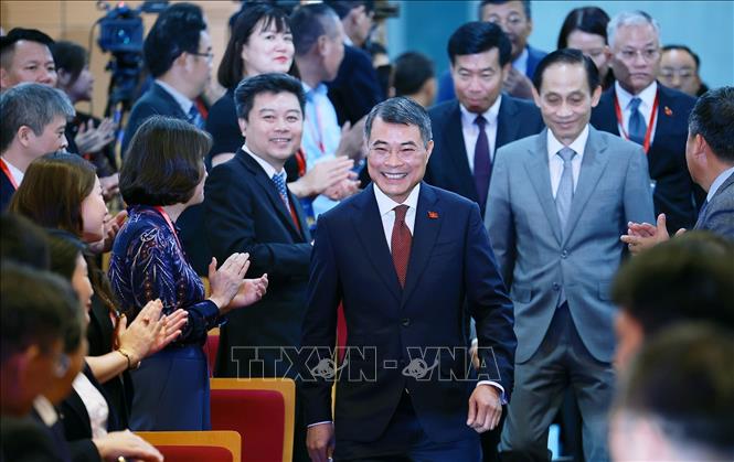 Thủ tướng Lê Minh Hưng đến dự Phiên toàn thể Hội nghị Ngoại giao lần thứ 33. Ảnh: Dương Giang – TTXVN 
