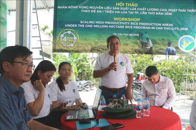 Ông Lê Thanh Tùng, Phó Chủ tịch, Tổng Thư ký Hiệp hội Ngành hàng lúa gạo Việt Nam (VIETRISA), phát biểu. Ảnh: Duy Khương – TTXVN