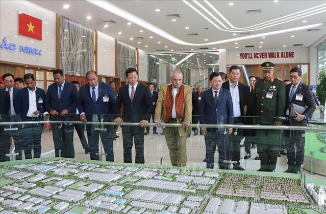 Trong khuôn khổ chuyến thăm cấp Nhà nước tới Việt Nam, Tổng thống Timor Leste Jose Ramos-Horta thăm và làm việc tại khu công nghiệp VSIP Bắc Ninh (2/8/2024). Ảnh: Thanh Thương - TTXVN