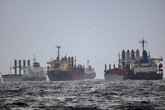 Nga và Ukraine đã nhất trí bảo đảm an toàn cho hoạt động vận tải thương mại trên Biển Đen và ngừng các cuộc tấn công quân sự tại khu vực này. Ảnh: THX, IRNA/TTXVN phát