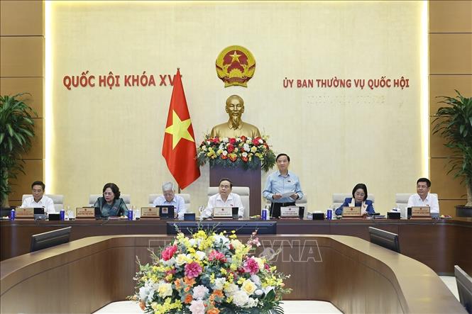 Phó Chủ tịch Quốc hội Nguyễn Khắc Định phát biểu. Ảnh: Doãn Tấn - TTXVN