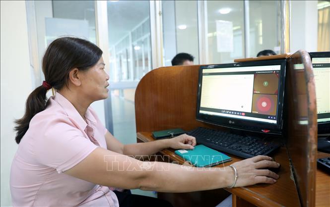 Trường Đại học Thái Bình đào tạo bồi dưỡng kiến thức, kỹ năng chuyển đổi số cho cán bộ, công chức, viên chức trên địa bàn tỉnh Hưng Yên. Ảnh: Thế Duyệt – TTXVN