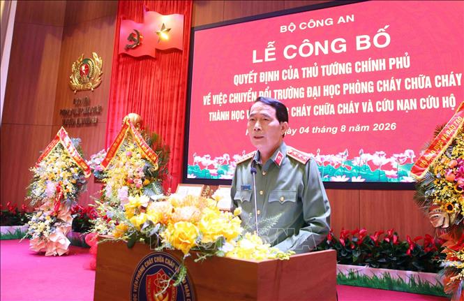 Thượng tướng Lê Quốc Hùng, Ủy viên Trung ương Đảng, Phó Bí thư Đảng ủy Công an Trung ương, Thứ trưởng Bộ Công an phát biểu chỉ đạo. Ảnh: Phạm Kiên - TTXVN