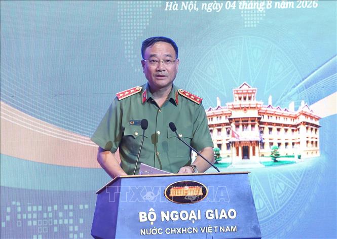 Thứ trưởng Bộ Công an Phạm Thế Tùng phát biểu. Ảnh: An Đăng - TTXVN