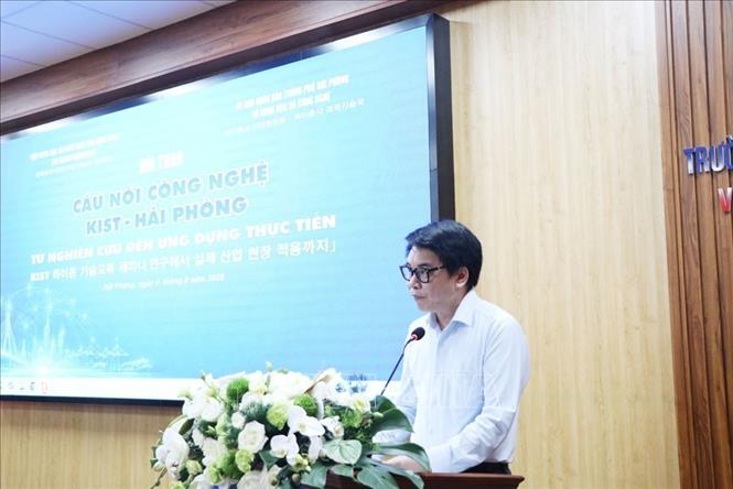 Giám đốc Sở Khoa học và Công nghệ Hải Phòng Nguyễn Cao Thắng phát biểu tại hội thảo. Ảnh: Mạnh Minh - TTXVN