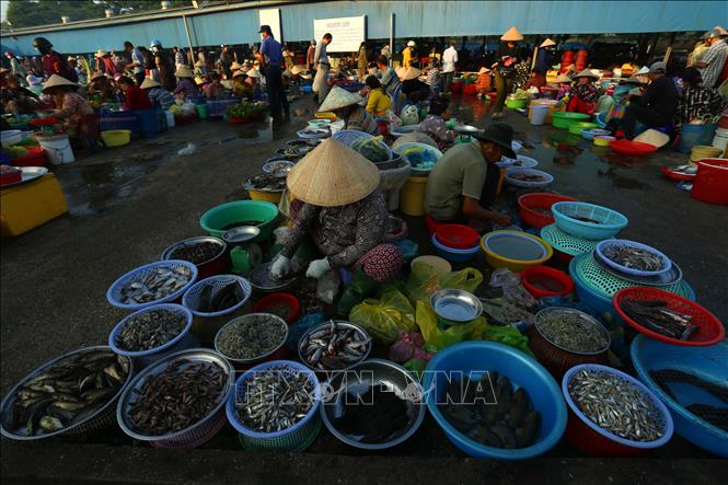Đặc sản sông nước nơi khu chợ. Ảnh: Duy Khương – TTXVN