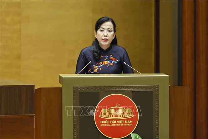 Chủ nhiệm Ủy ban Khoa học, Công nghệ và Môi trường của Quốc hội Nguyễn Thanh Hải trình bày Báo cáo thẩm tra về dự án Luật sửa đổi, bổ sung một số điều của Luật Kiến trúc. Ảnh: Doãn Tấn - TTXVN