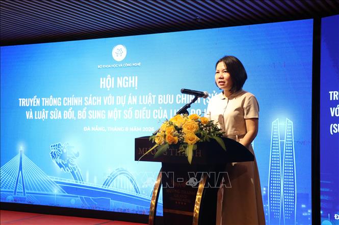 Bà Nguyễn Như Quỳnh, Vụ trưởng Vụ Pháp chế, Bộ Khoa học và Công nghệ, phát biểu tại Hội nghị. Ảnh: Khoa Chương - TTXVN