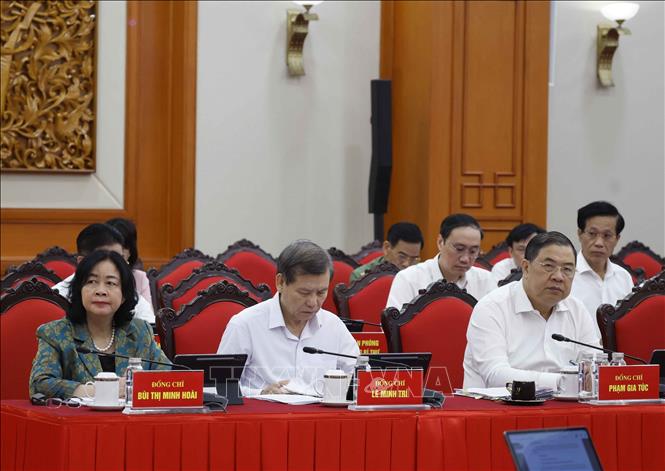 Các đại biểu tham dự Phiên họp thứ nhất Ban Chỉ đạo Trung ương về tổng kết thực tiễn và nghiên cứu sửa đổi, bổ sung Điều lệ Đảng. Ảnh: Thống Nhất - TTXVN