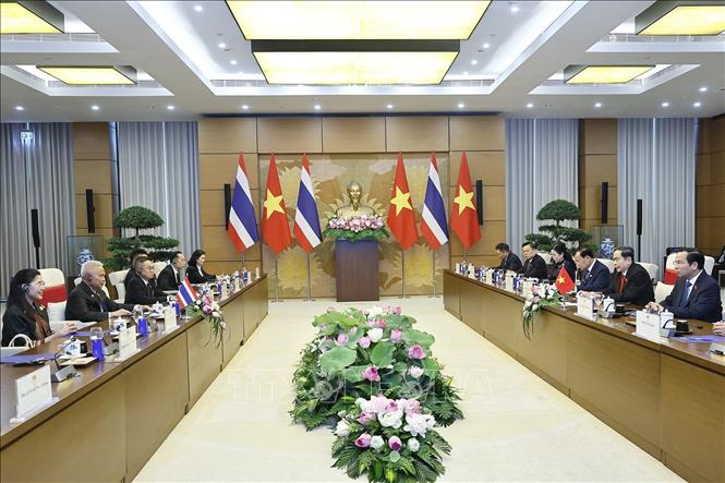 Chủ tịch Quốc hội Trần Thanh Mẫn hội đàm với Chủ tịch Quốc hội kiêm Chủ tịch Hạ viện Vương quốc Thái Lan Sophon Zaram. Ảnh: Doãn Tấn – TTXVN