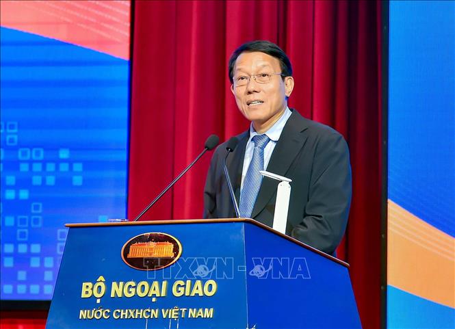Đại tướng Lương Tam Quang, Ủy viên Bộ Chính trị, Bộ trưởng Bộ Công an phát biểu. Ảnh: TTXVN