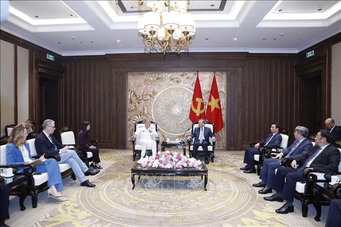 Tổng Bí thư Chủ tịch nước Tô Lâm tiếp Đô đốc Samuel Paparo, Tư lệnh Bộ Chỉ huy Thái Bình Dương (Hoa Kỳ). Ảnh: Thống Nhất - TTXVN