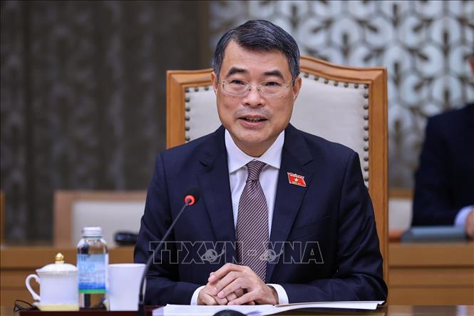 Thủ tướng Lê Minh Hưng phát biểu tại cuộc tiếp Bộ trưởng Quốc phòng Malaysia Mohamed Khaled bin Nordin. Ảnh: Dương Giang -TTXVN