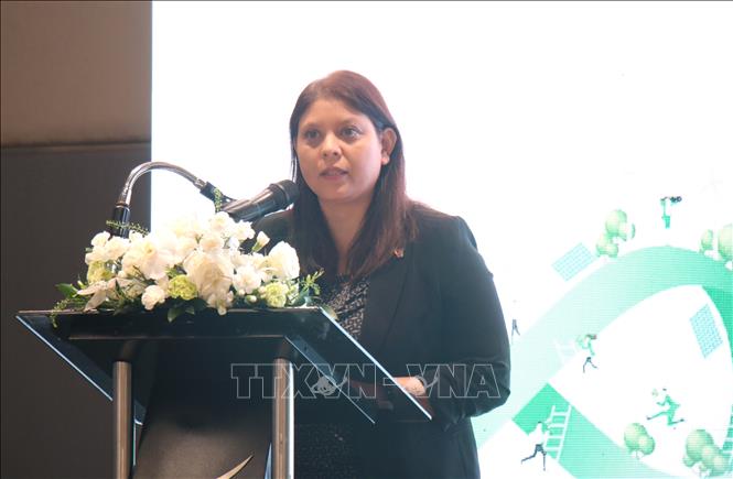 Bà Sita Zimpel, Giám đốc Dự án GIZ Việt Nam, phát biểu tại Hội thảo. Ảnh: Hương Giang - TTXVN