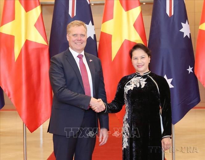 Chủ tịch Quốc hội Nguyễn Thị Kim Ngân chủ trì lễ đón Chủ tịch Hạ viện Australia Tony Smith  thăm chính thức Việt Nam, từ ngày 23-25/7/2018. Ảnh: Trọng Đức – TTXVN