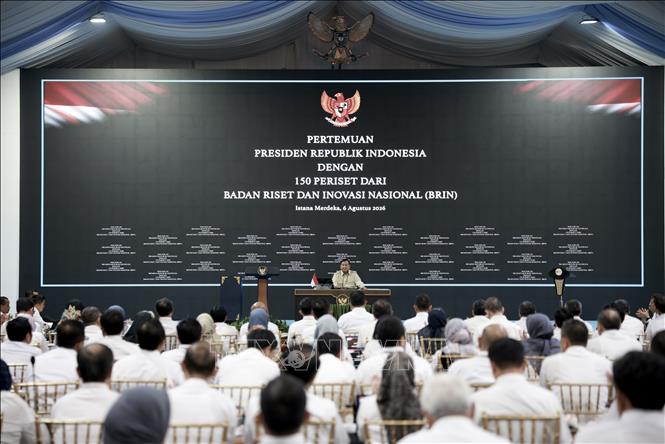 Quang cảnh cuộc gặp giữa Tổng thống Indonesia với 150 nhà nghiên cứu từ Cơ quan Nghiên cứu và Đổi mới Quốc gia Indonesia (BRIN) tại Phủ Tổng thống ở Jakarta ngày 6/8. Ảnh: Đỗ Quyên – PV TTXVN tại Indonesia