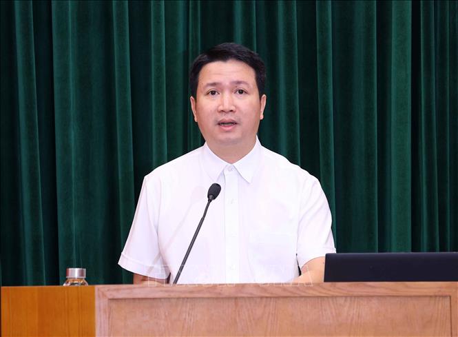 ThS Lê Minh Hải, Ban Tuyên giáo tỉnh Bắc Ninh trình bày tham luận tại hội thảo. Ảnh: Văn Điệp – TTXVN