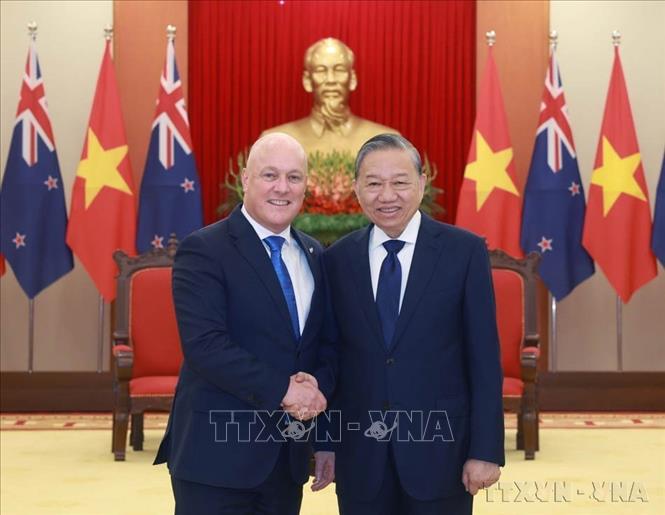 Tổng Bí thư Tô Lâm tiếp Thủ tướng New Zealand Christopher Luxon - Chủ tịch Đảng Quốc gia New Zealand, nhân dịp thăm chính thức Việt Nam và dự Diễn đàn Tương lai ASEAN lần thứ hai (26/02/2025). Ảnh: Thống Nhất – TTXVN